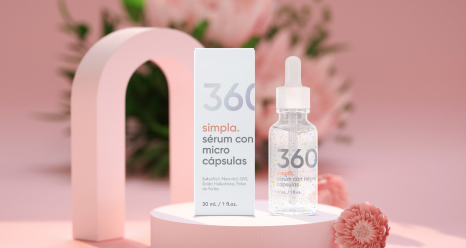 Sérum anti-âge Simpla 360 : flacon élégant et formule unisphères pour une peau rajeunie.